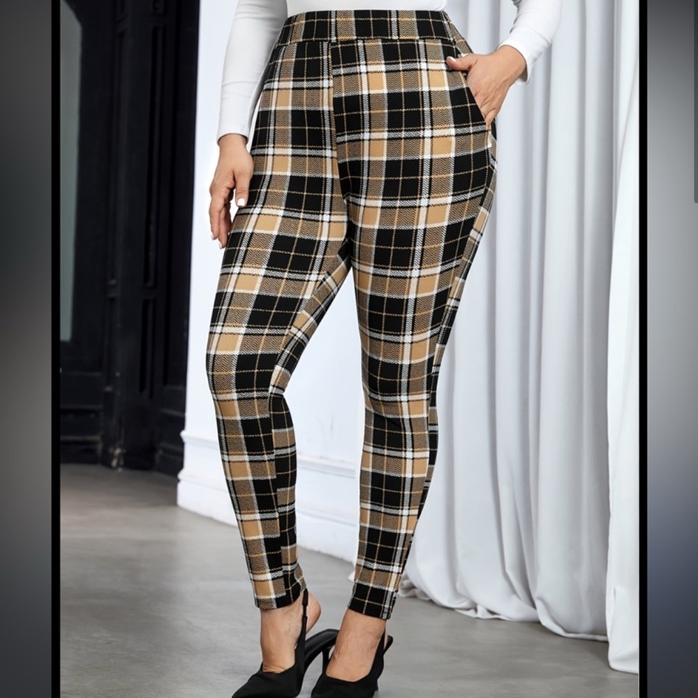 NWOT Plaid High-Waisted Women's Pants Size 2X